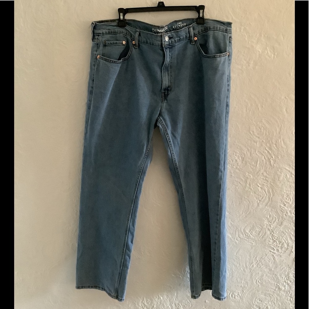 Denizen Levi’s jeans